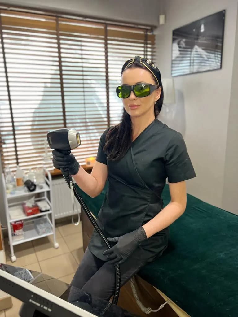 Model demonstrating hair removal laser